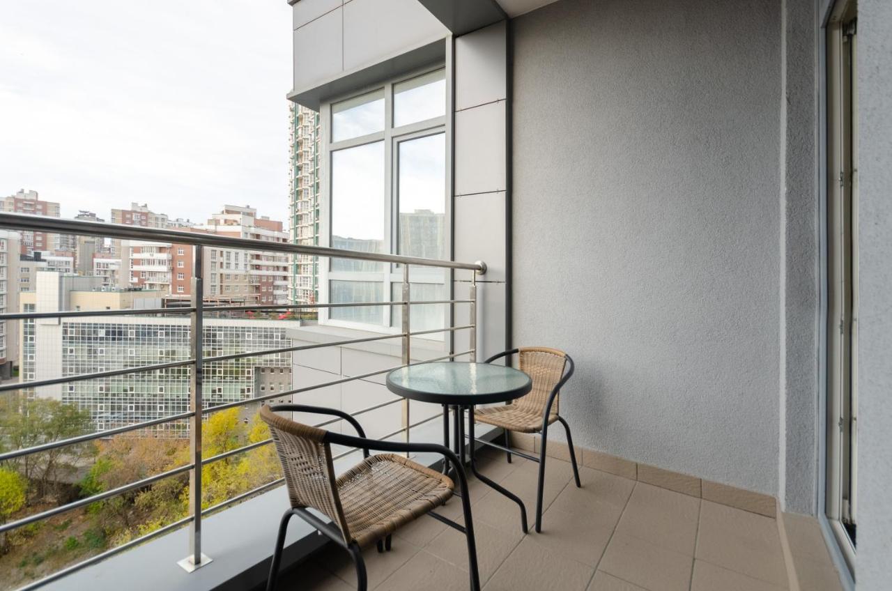 Petrovdom Apartaments 8-188 In Rc Central Park, 7 John Mccain Street Kiev Dış mekan fotoğraf