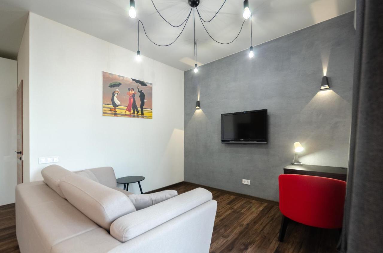 Petrovdom Apartaments 8-188 In Rc Central Park, 7 John Mccain Street Kiev Dış mekan fotoğraf